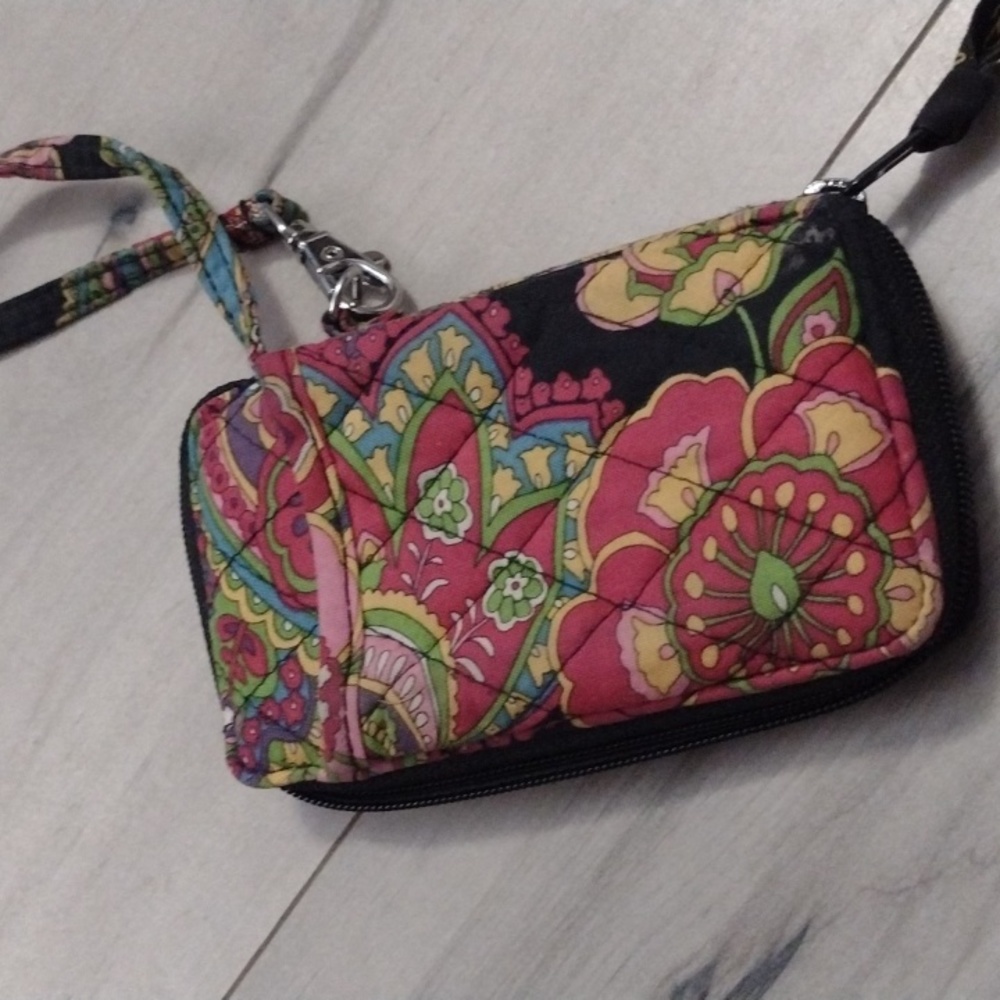Vera Bradley Wristlet Wallet retired - Picture 2 of 5
